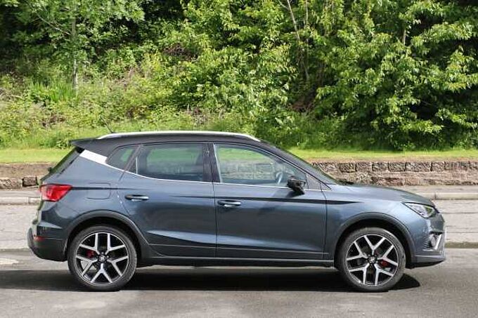 SEAT Arona 1.0 TSI 110 FR Red Edition 5dr